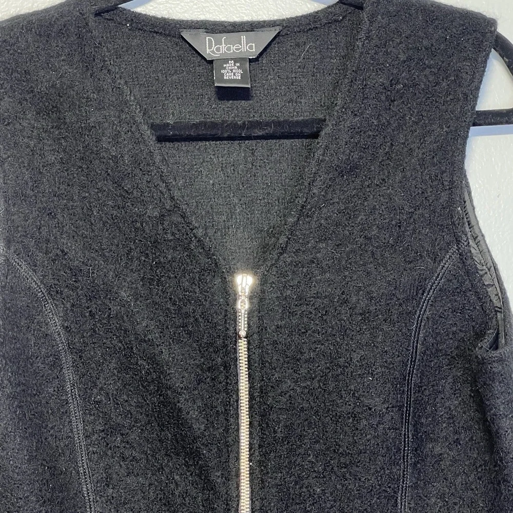 Vintage‎ Rafaella Wool Vest Womens Gold Hardware Sz M Black V-Neck